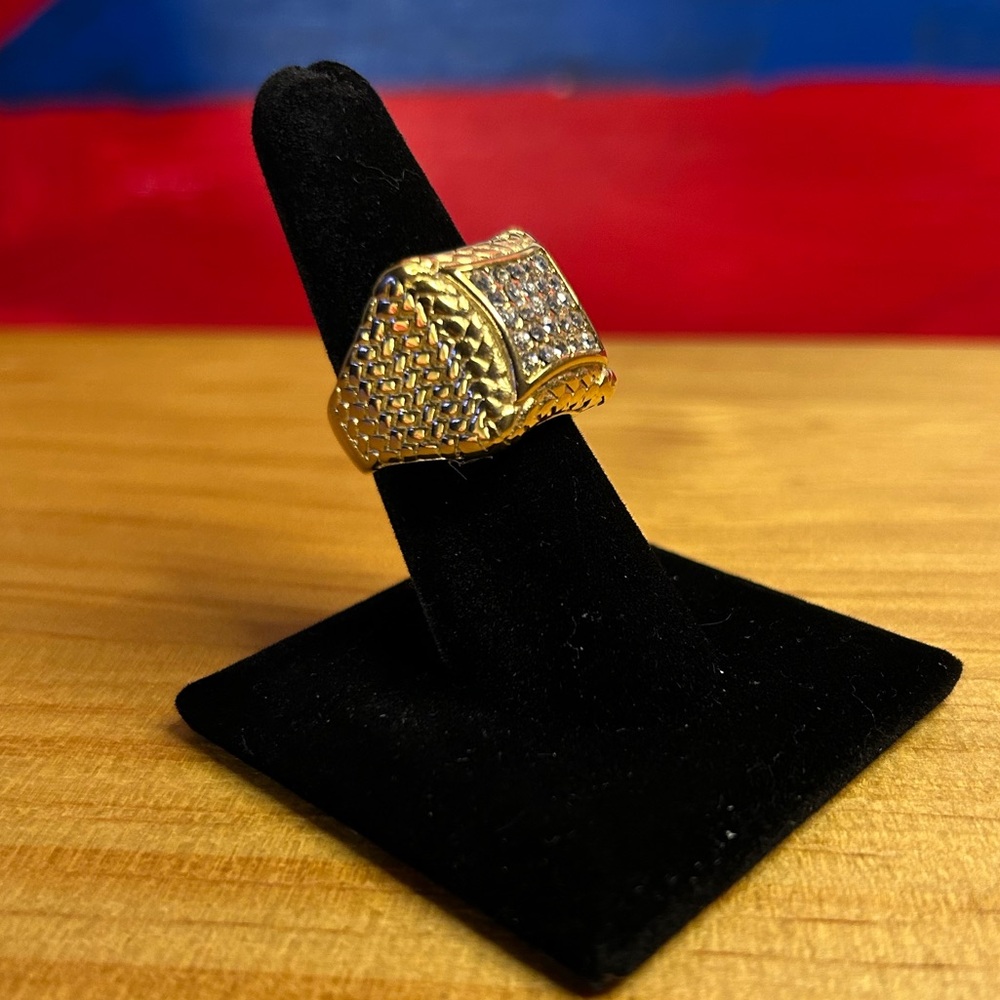Solid Mens “Scale Skin” quality ring - Picture 3 of 10